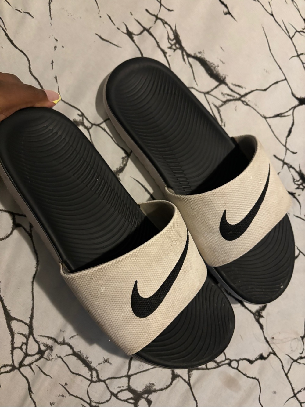 Nike Black and Cream Men’s Slide Sandals